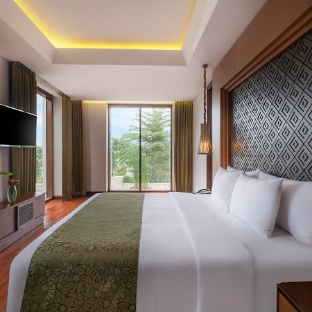 Golden Tulip Jineng Resort Bali Kuta  Exterior photo