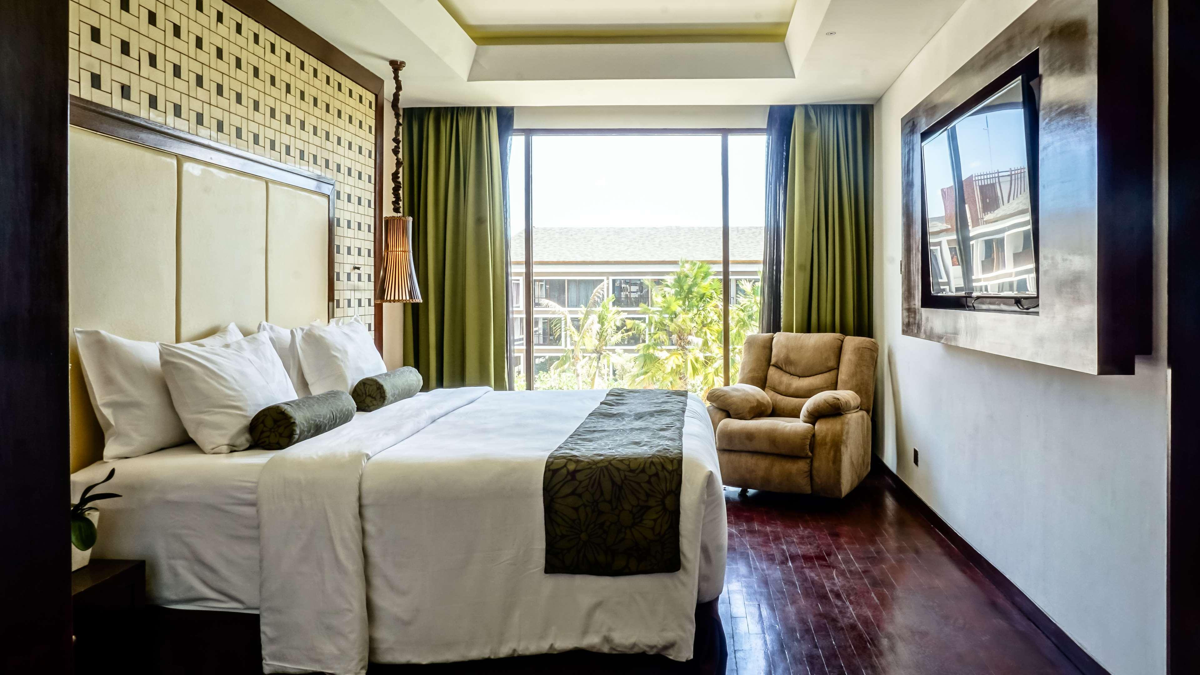 Golden Tulip Jineng Resort Bali Kuta  Exterior photo