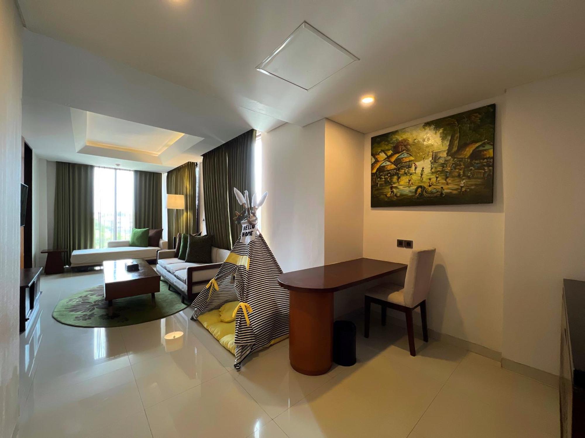 Golden Tulip Jineng Resort Bali Kuta  Exterior photo