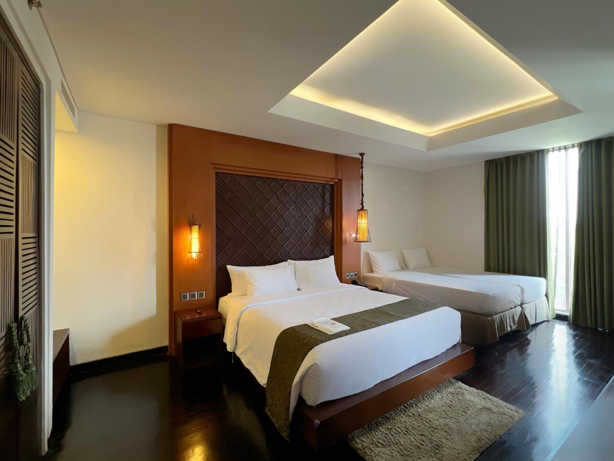 Golden Tulip Jineng Resort Bali Kuta  Exterior photo